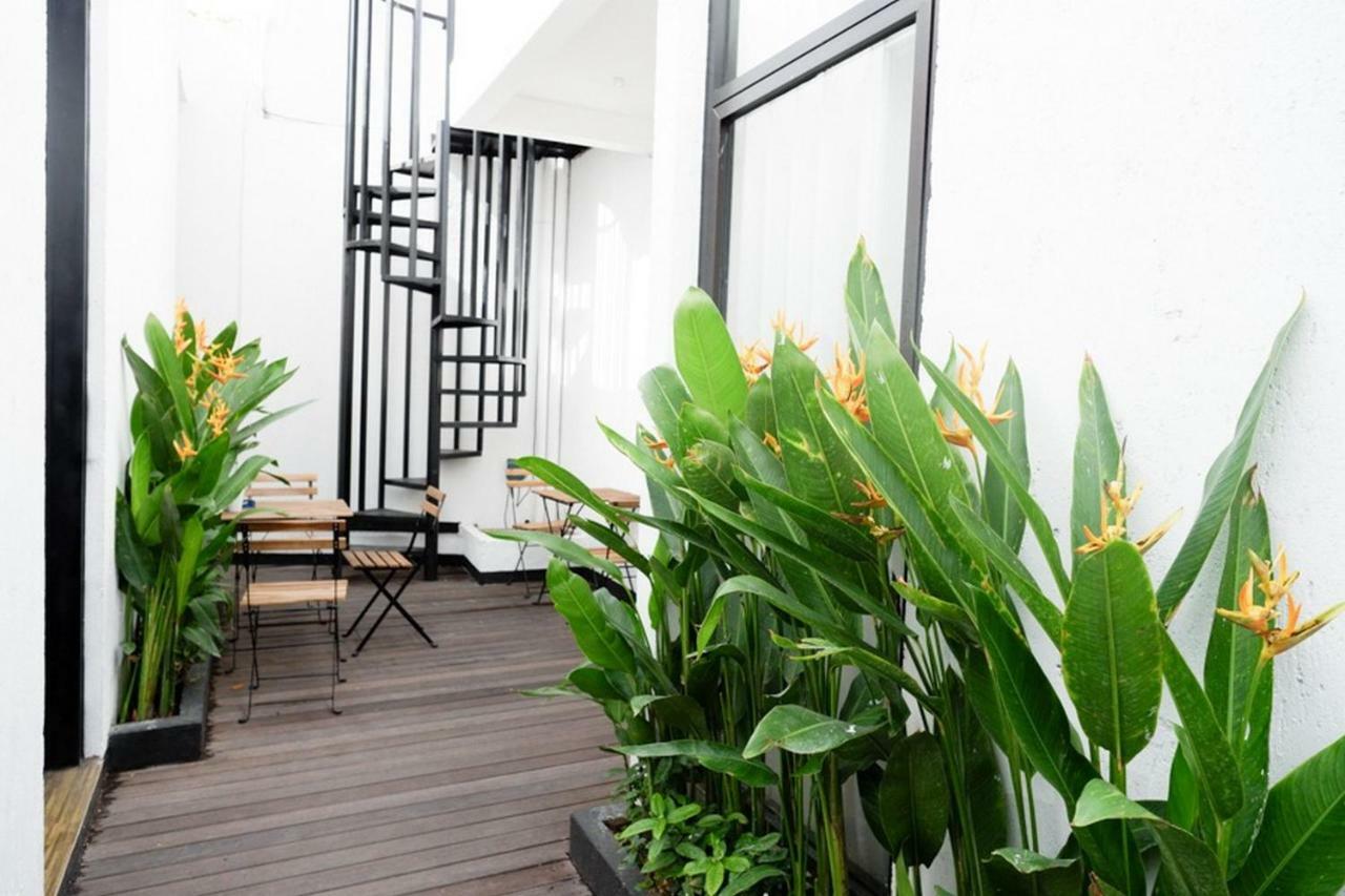 Reddoorz @ Jalan Raya Semat Canggu Albergue Bali Exterior foto